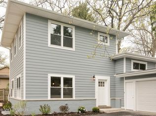 722 Byron Ct, Deerfield, IL 60015