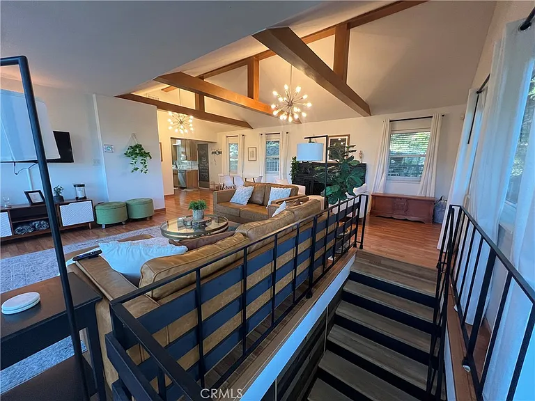 23870 Lakeview Dr — Photo 4