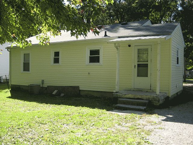 2nd image of 5513 Schooler Ave