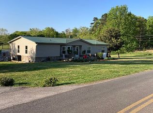 1313 Woods Ridge Rd, Dandridge, TN 37725