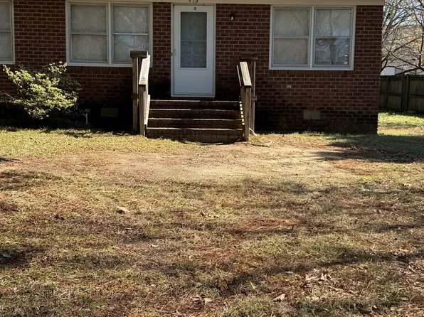 915 S Kates Ln, Nashville, NC