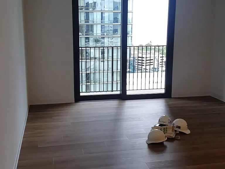 987 Queen St #1604 — Photo 3