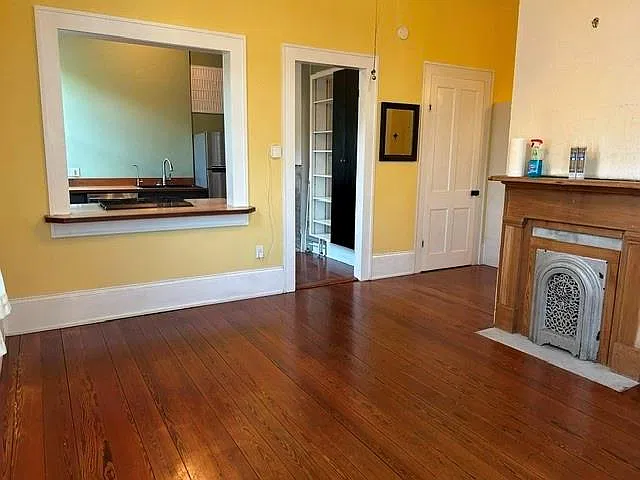 1 bed, 1.0 bath, 585 sqft, $1,600 — Photo 3