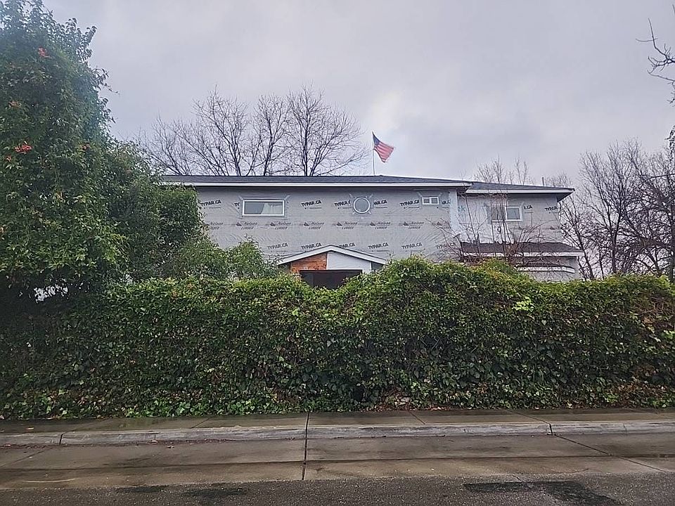 1st image of 554 Hampton Rd