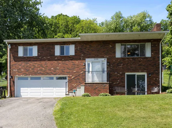 2108 Peach St, Morgantown, WV 26505