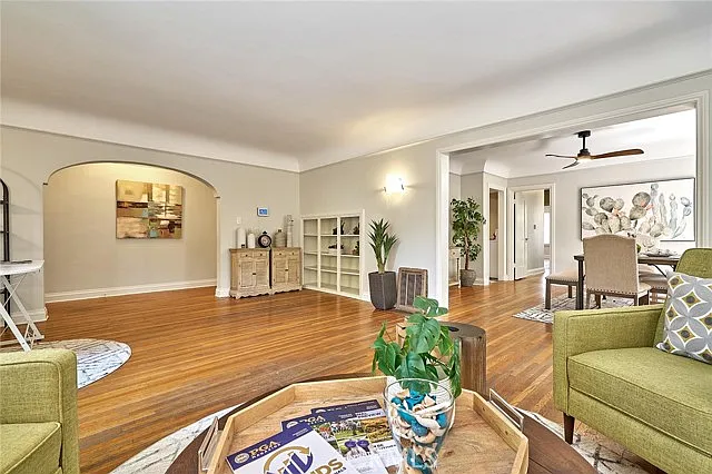 6669 Delong Pre — Photo 8