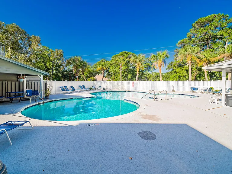 10170 Beach Dr SW — Photo 28