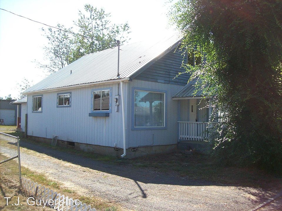 2nd image of 228 Stowell Rd