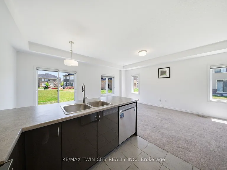 26 Copeman Ave — Photo 10