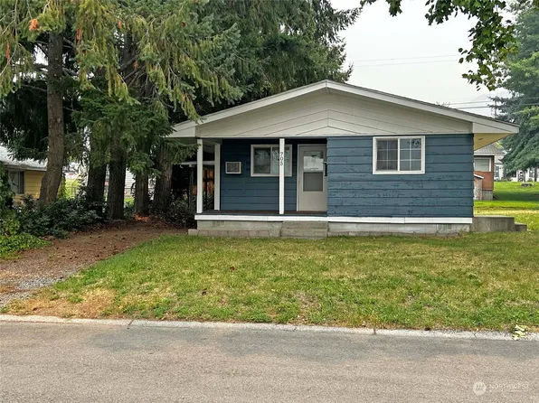 705 Cedar Street, Coulee Dam, WA 99116