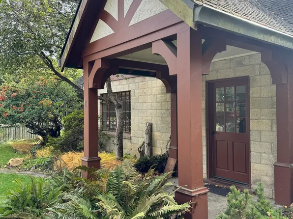 11 Inverness Way, Inverness, CA 94937