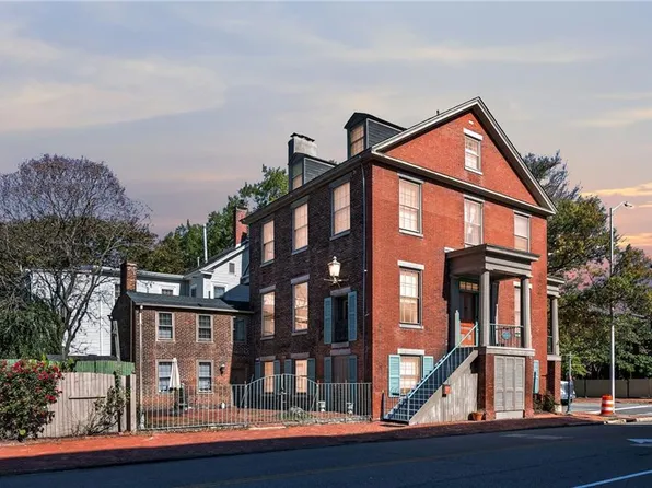 422 Crawford St, Portsmouth, VA 23704