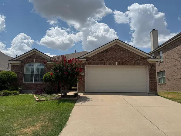 9905 Chadbourne Rd, Fort Worth, TX 76244