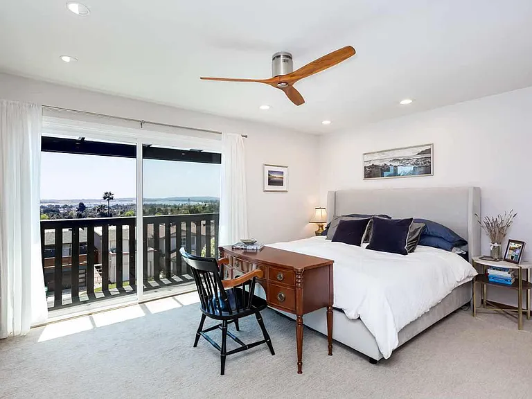 2473 Geranium St — Photo 31