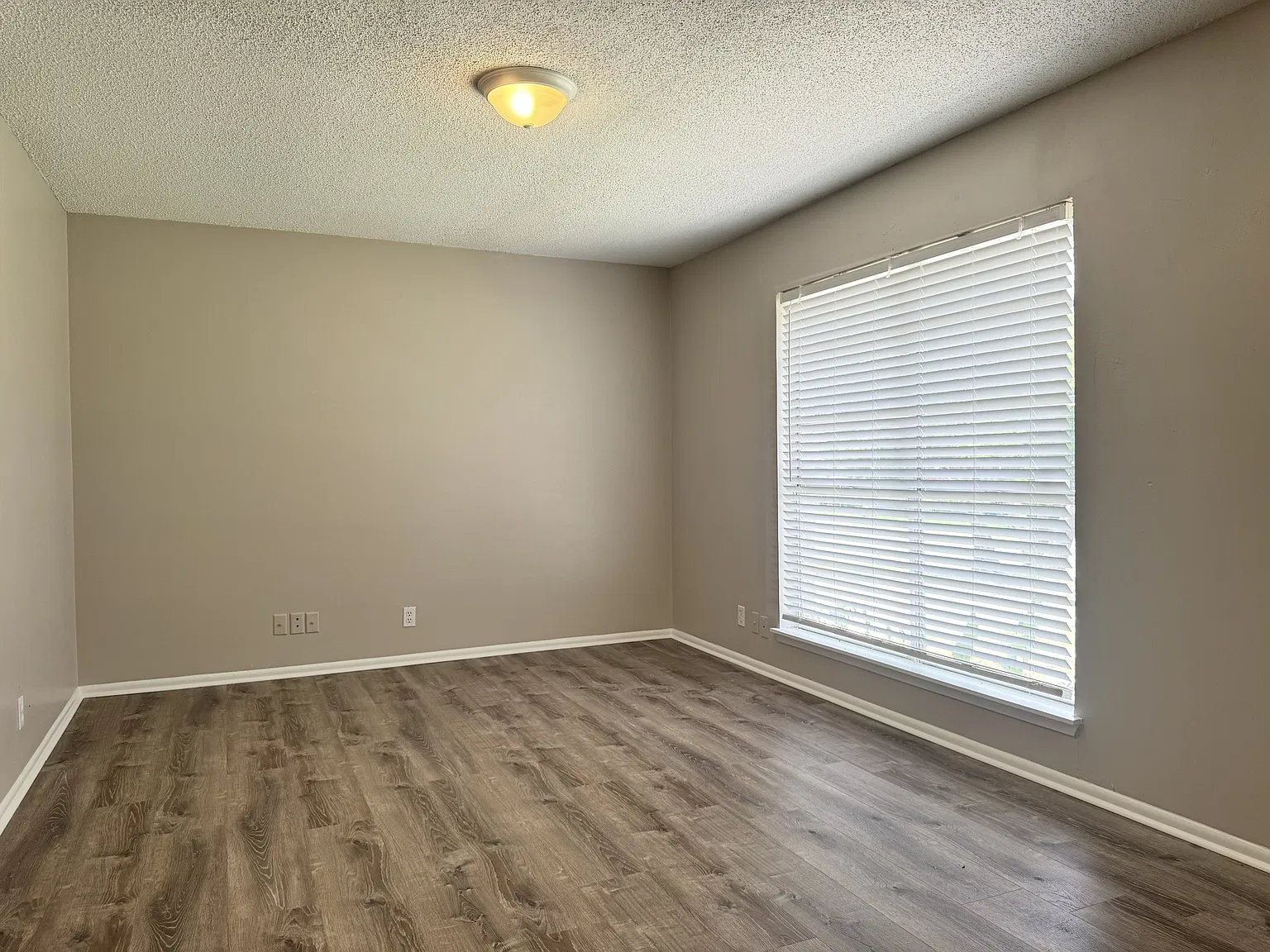 9411 Stones River Drive - 1 — Photo 4