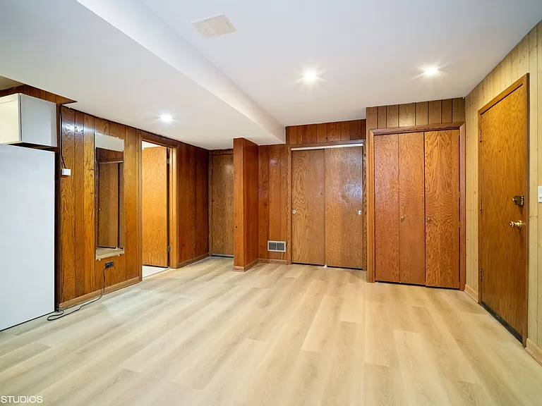 5715 N Cicero Ave #G — Photo 6