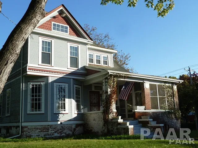 321 E Illinois Ave photo 1