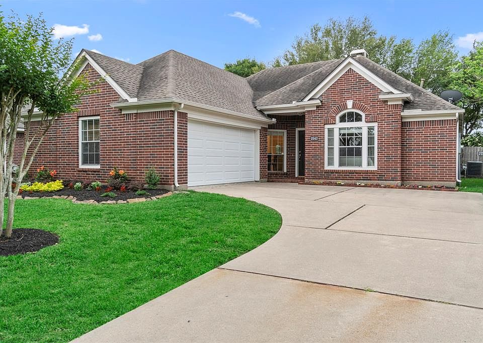 1st image of 2043 Lodge Crest Ct