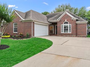 2043 Lodge Crest Ct, League City, TX 77573