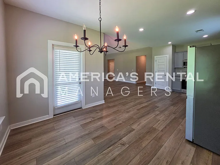 41 Whithall Cir — Photo 18