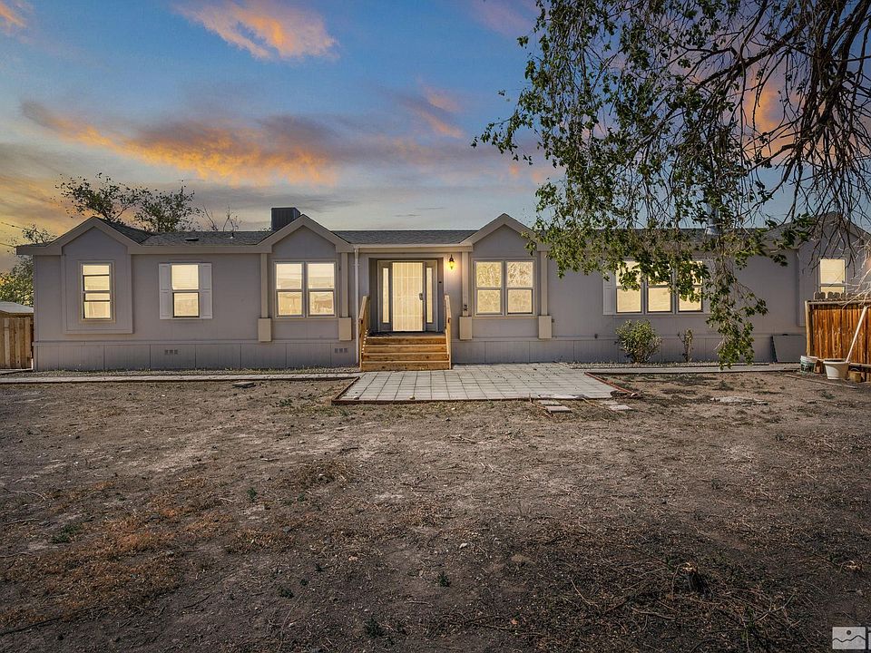 1st image of 2840 Winnemucca St