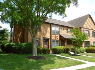 26 Adele Ct, Lawrenceville, NJ 08648