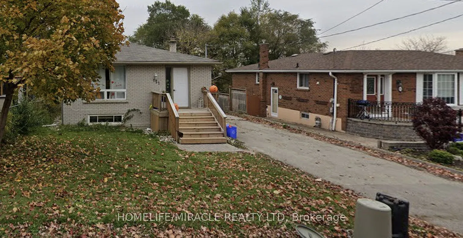 3 bed, $2,700 — Photo 1