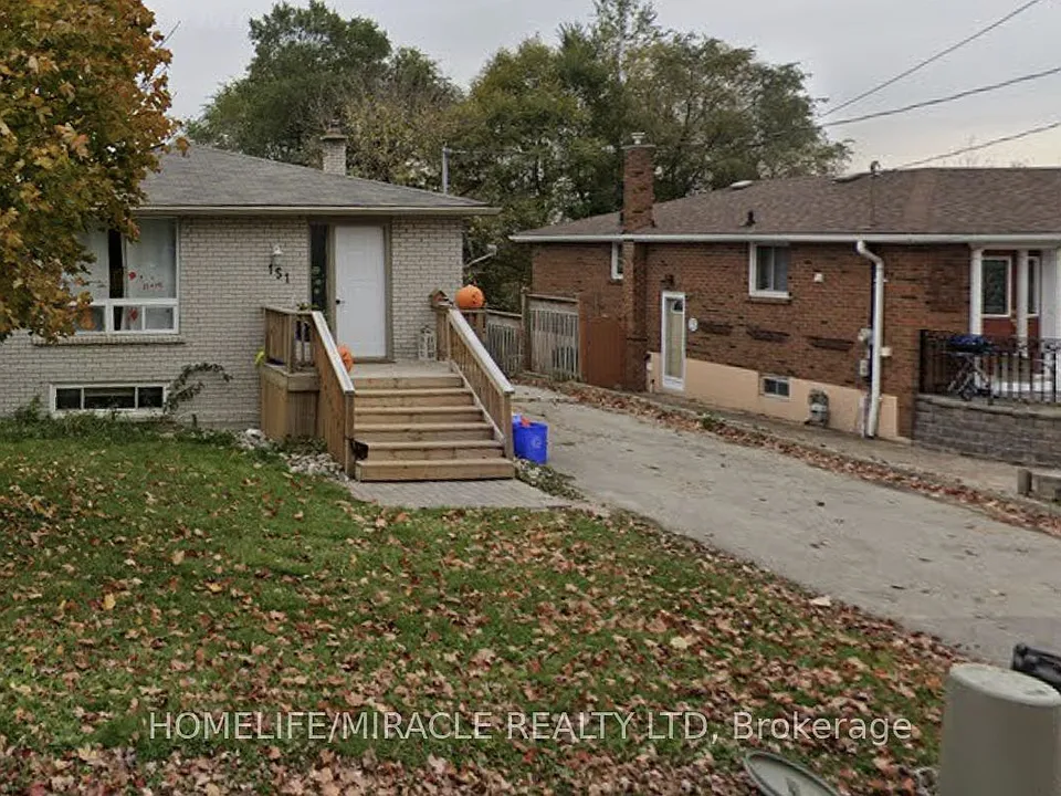 151 Collings Ave