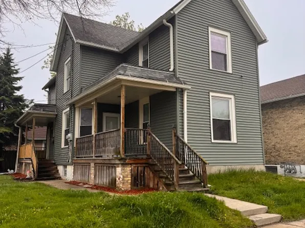 630 Hagerer St #2, Racine, WI 53402