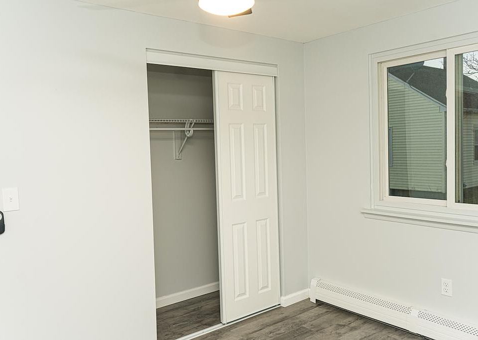Bedroom Closet