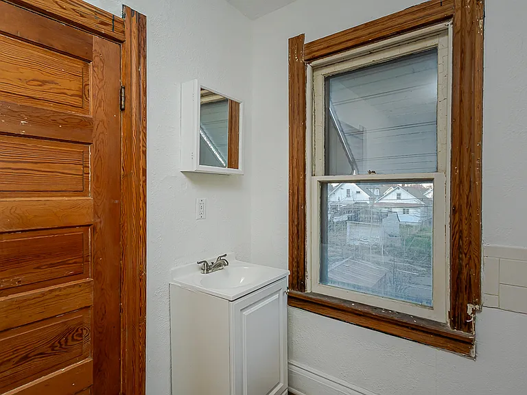 243 E Weber St #2 — Photo 24