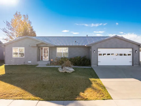 212 39th Ave NE, Great Falls, MT 59404