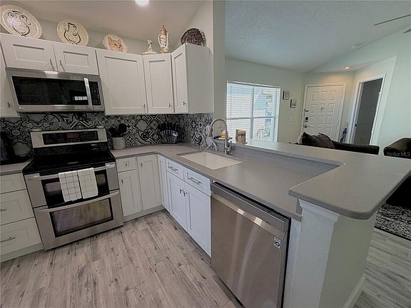 5th image of 1332 Dew Bloom Rd