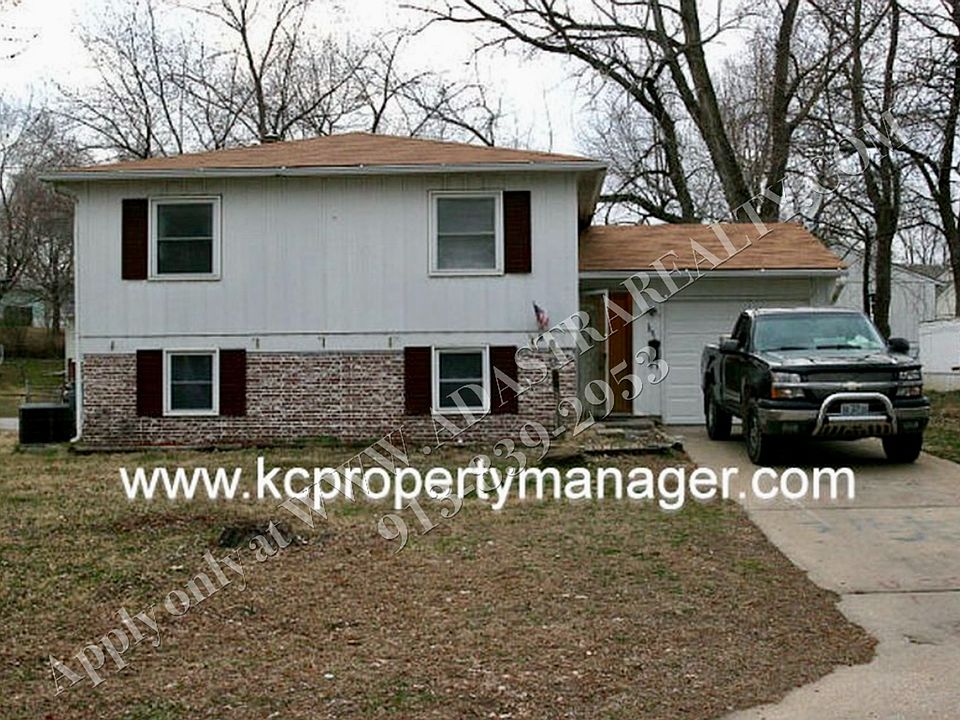 1st image of 18916 Arrowhead Dr