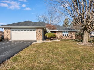 15421 S Sunshine Cir, Plainfield, IL 60544