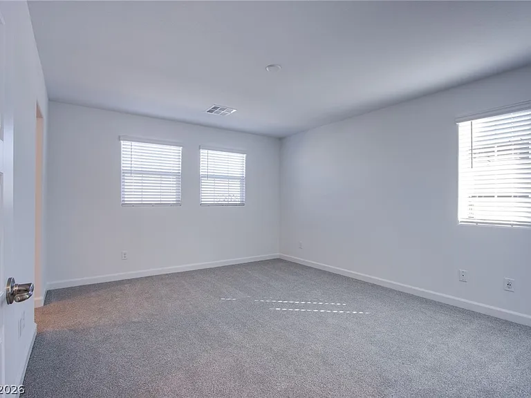 843 Watford Pl — Photo 17