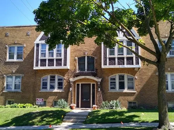 516 N 52nd St APT 1, Milwaukee, WI 53208