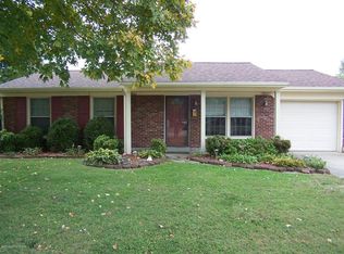 11004 Torrington Rd, Louisville, KY 40272