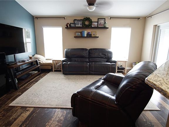 3rd image of 11539 Ashton Field Ave