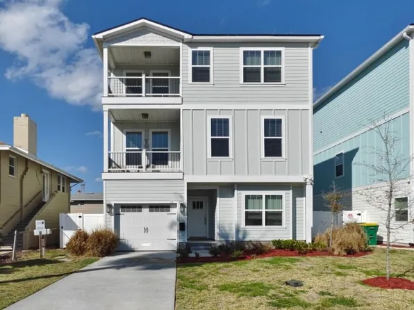 215-217 N 12TH Avenue, Jacksonville Beach, FL 32250