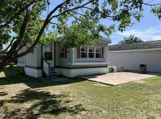 491 N Milton St, Pellston, MI 49769