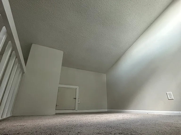 331 Sunflower Ct — Photo 25