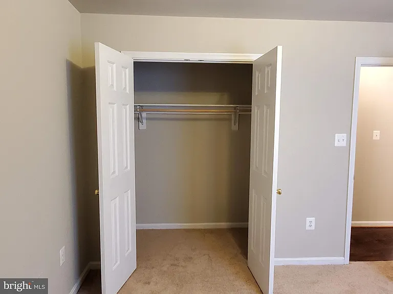 184 Aberdeen Dr — Photo 10