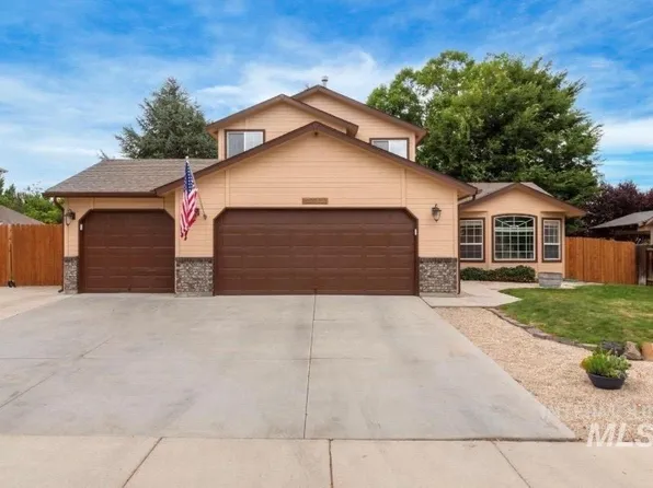 2643 S Velvet Falls Way, Meridian, ID 83642