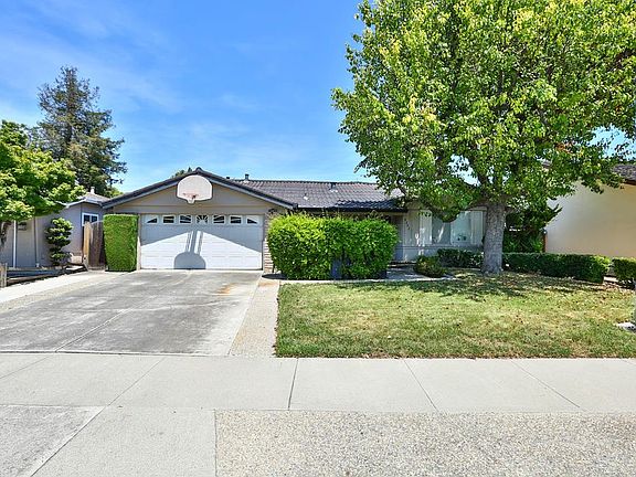 4th image of 4202 Victoria Park Dr