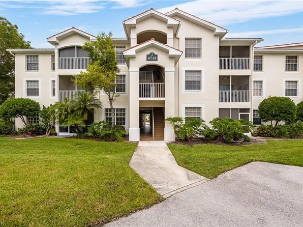 4710 Saint Croix LN #215, NAPLES, FL 34109
