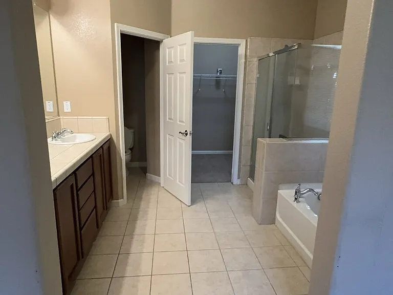 397 Noble Dr — Photo 11