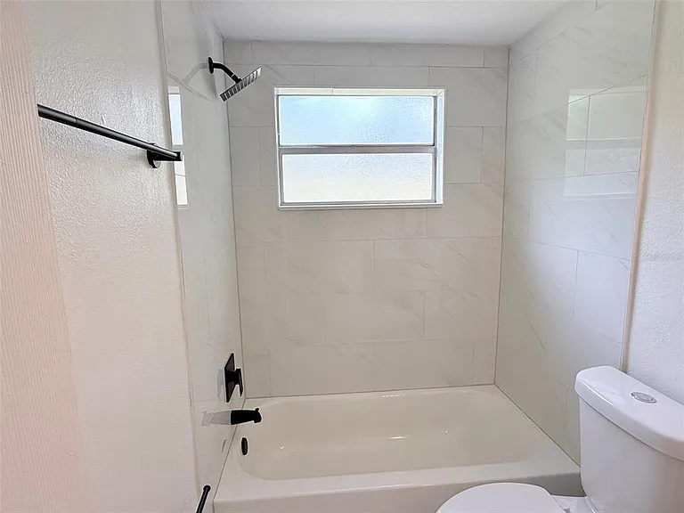8512 Longboat Ln — Photo 23