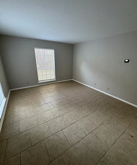 1045 Shook Ave #158 — Photo 3