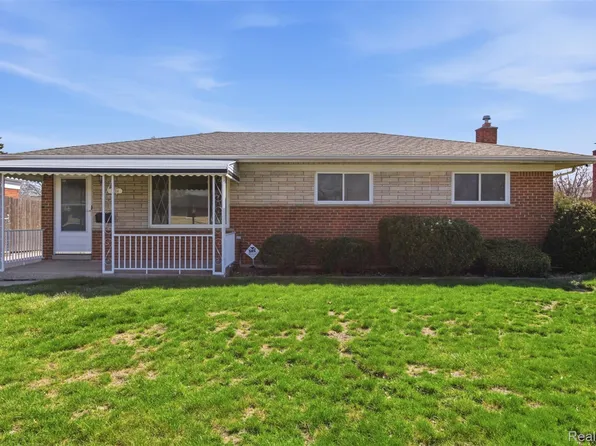 27314 Pleasant Dr, Warren, MI 48088